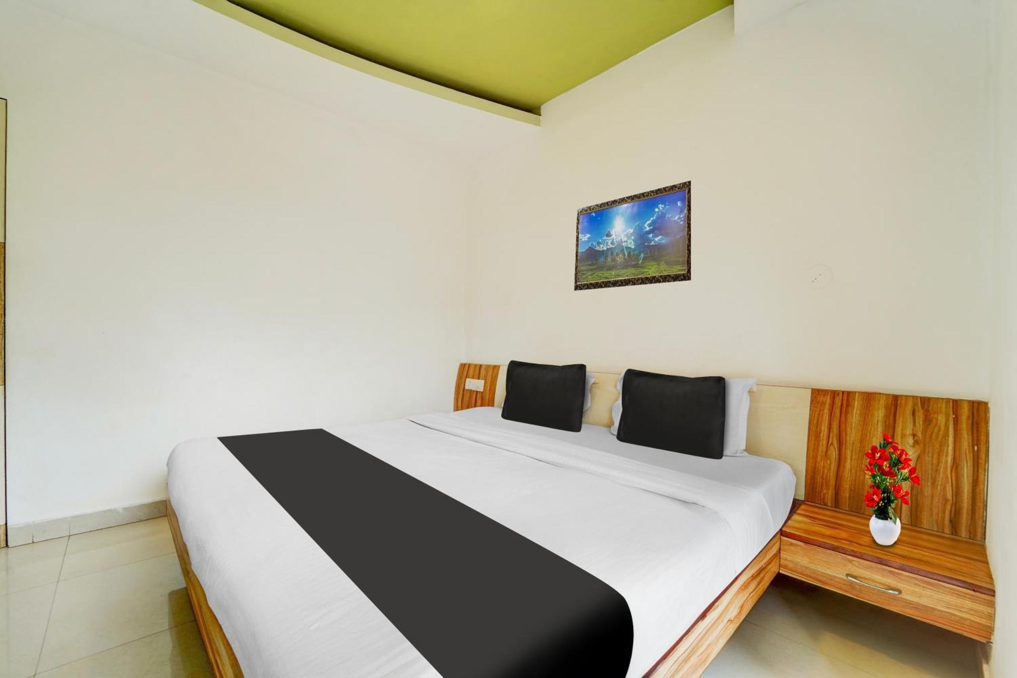 Super Townhouse Calangute - Baga Circle Formerly Park Avenue Buitenkant foto