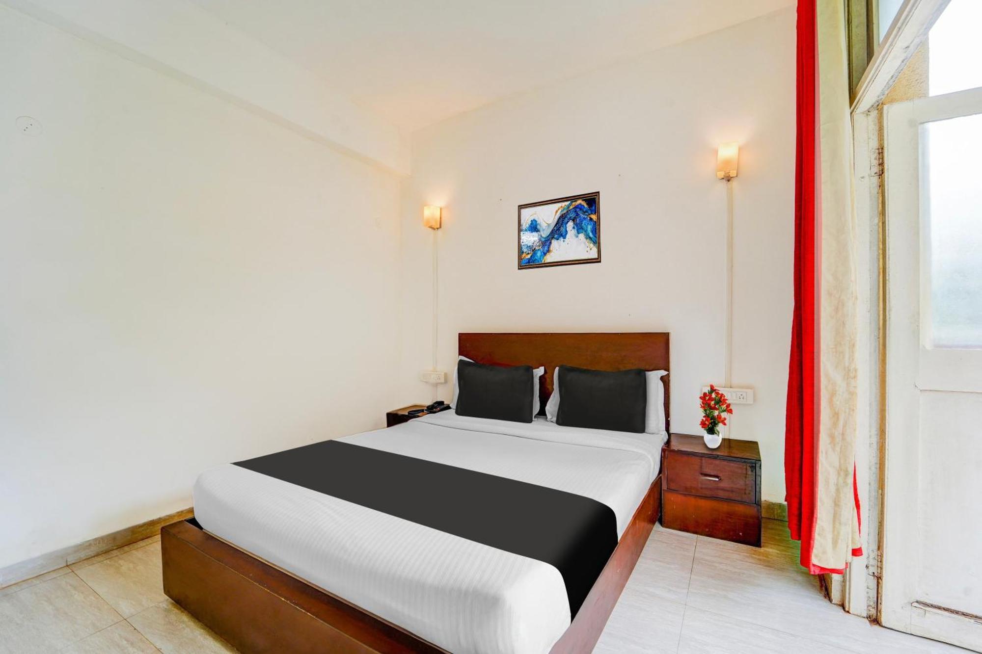 Super Townhouse Calangute - Baga Circle Formerly Park Avenue Buitenkant foto